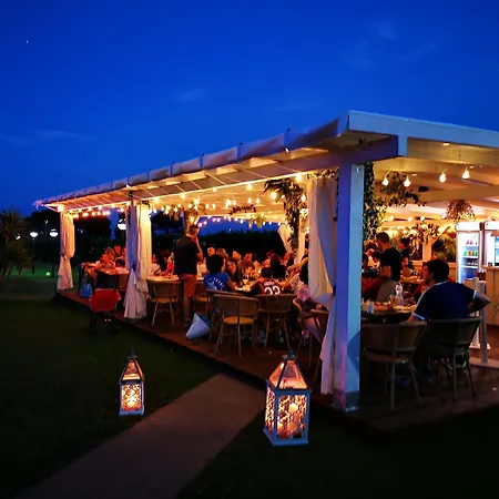 Rey Club * Monte Nai